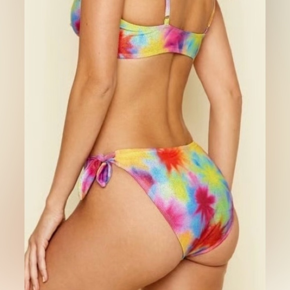 Dippin' Daisy's Pink and Yellow Tie-Dye Sparkle Bikini Bottoms. Size 1X